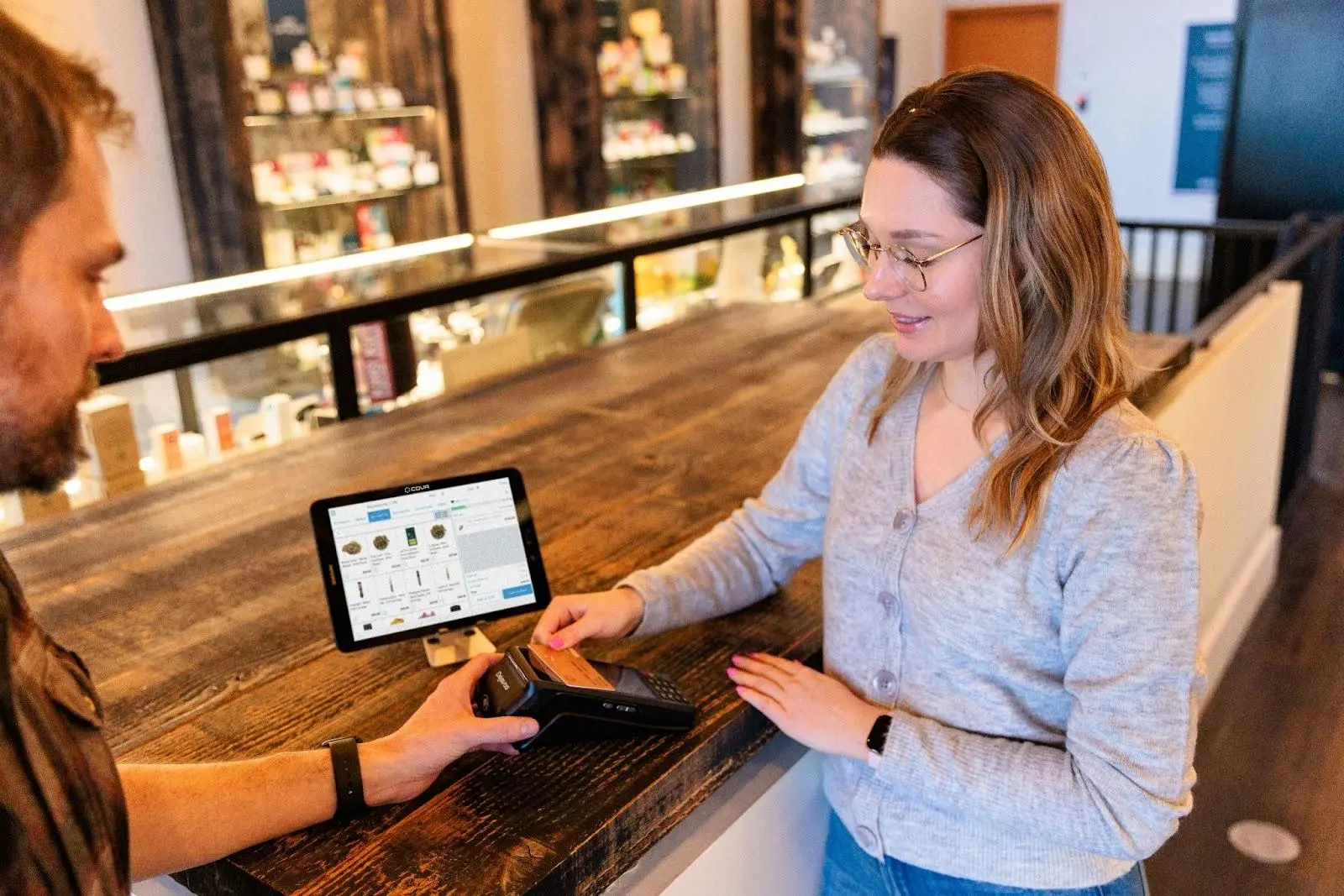 enhancing-customer-engagement-with-digital-platforms enhancing-customer-engagement-with-digital-platforms