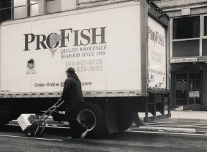 exploring-the-future-of-last-mile-delivery-trends-challenges-and-innovations