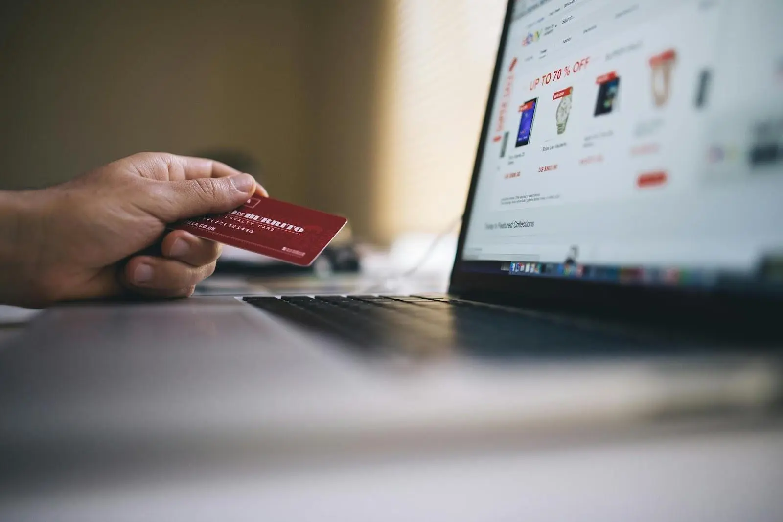 key-reasons-why-eCommerce-businesses-should-upgrade-their-firewall-solutions